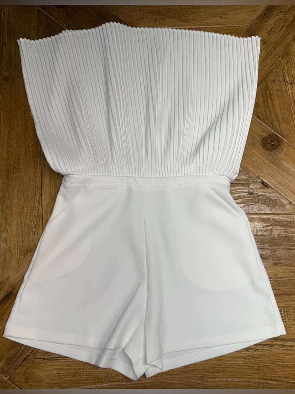 Stylenanda 3CE Boutique Pleated Wrap Skort Size Small Cream Ivory Pockets Zipper - Picture 6 of 12